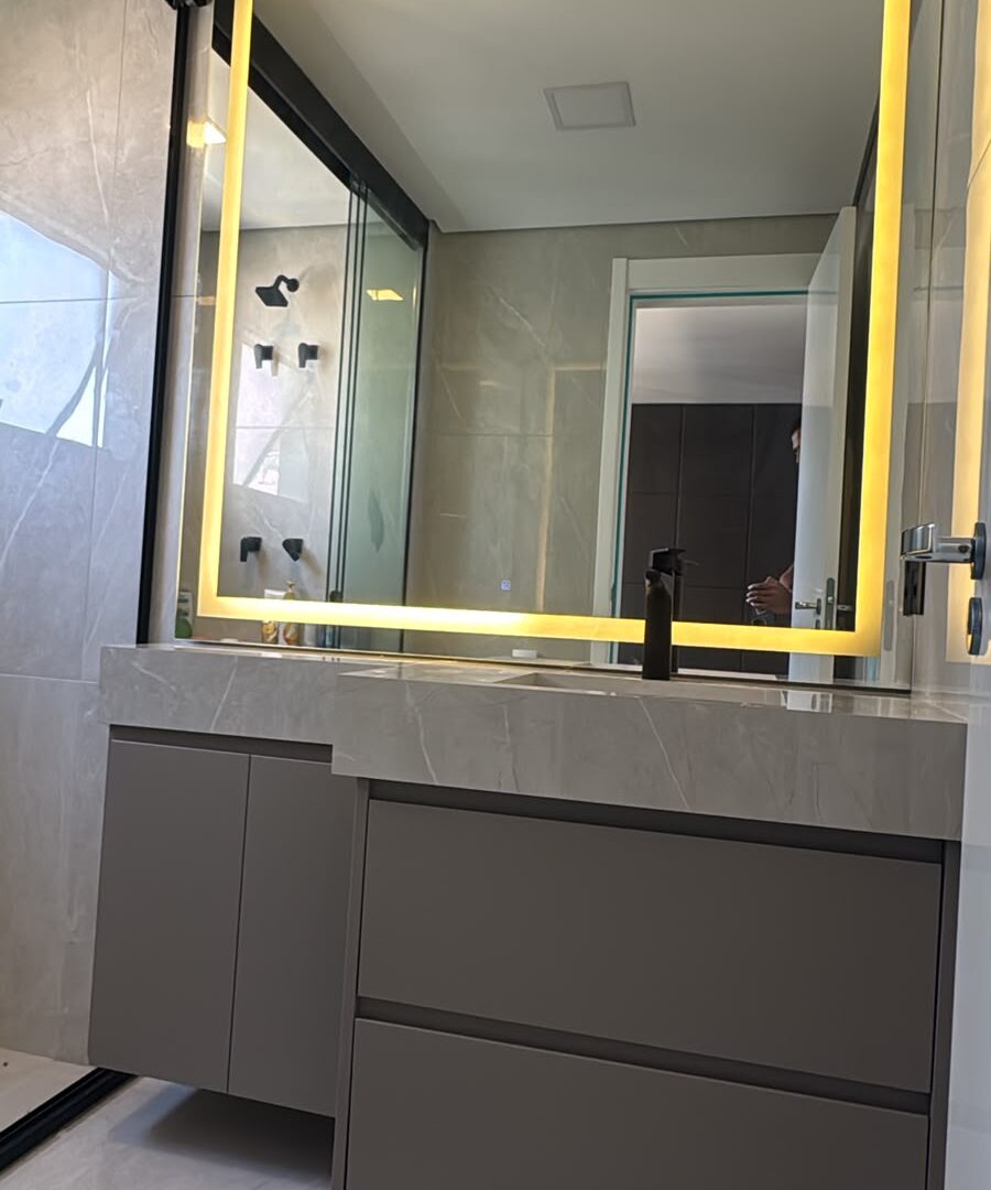 Espelhos com LED executado pela FSGlass em Barueri e região