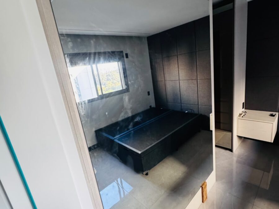 Espelho Grande para Quarto — Espelhos realizado pela FSGlass